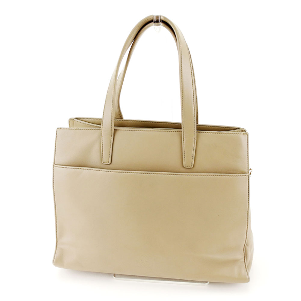 ■管理番号：T2025 ◆参考価格：円 【商品説明】 ロエベ【LOEWE】の トートバッグです。 ブランドの象徴的なアナグラムマーク入り&star;ポケットが充実しているので荷物の整理がしやす