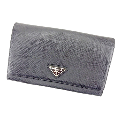 ■管理番号：B1014 ◆参考価格：円 【商品説明】 プラダ【PRADA】の 長財布です。 ブランドの象徴的なトライアングルロゴ付き&star;収納力に優れた機能的な作りになっております♪ ◆