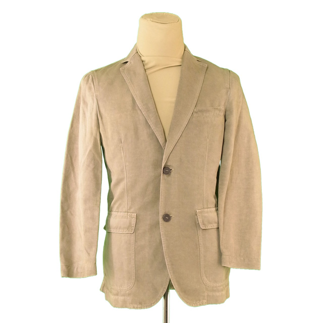 ■管理番号：L2407 ◆参考価格：円 【商品説明】 ゼニア【Zegna】の 「46サイズ」 ジャケットです。 定番人気のテーラード&star;幅広く合わせられる2つボタンタイプです♪ ◆ラン