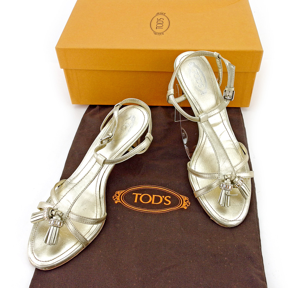 ■管理番号：T5391 ◆参考価格：円 【商品説明】 トッズ【TOD'S】の 「37サイズ」 サンダルです。 キラキラのラインストーン付きのミニタッセルがポイント&star;上品なT