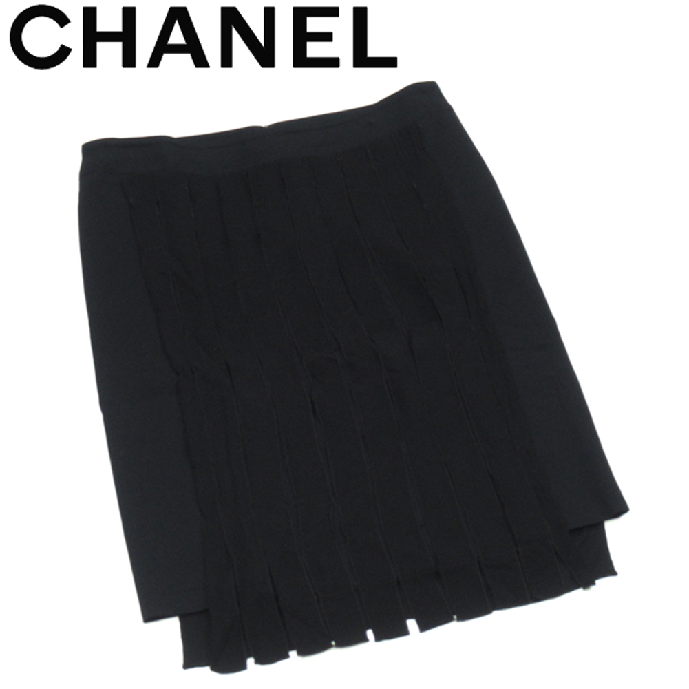 ■管理番号：L3892 ◆参考価格：円 【商品説明】 シャネル【CHANEL】の 「40サイズ」 スカートです。 オシャレなシフォンプリーツ調デザイン付き&star;クラシカルなブラックカラー