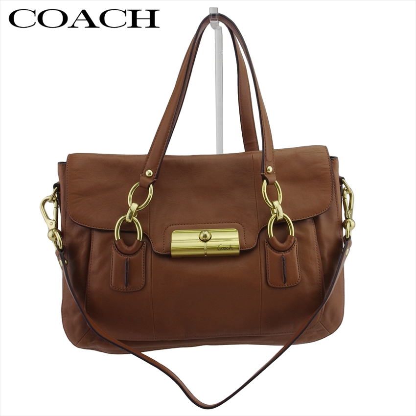■管理番号：L3924 ◆参考価格：円 【商品説明】 コーチ【COACH】の クリスティンフラップサッチェルです。 飽きのこないシンプルなデザインです♪ ◆ランク 【7】 【7】傷、汚れがあるが程度良