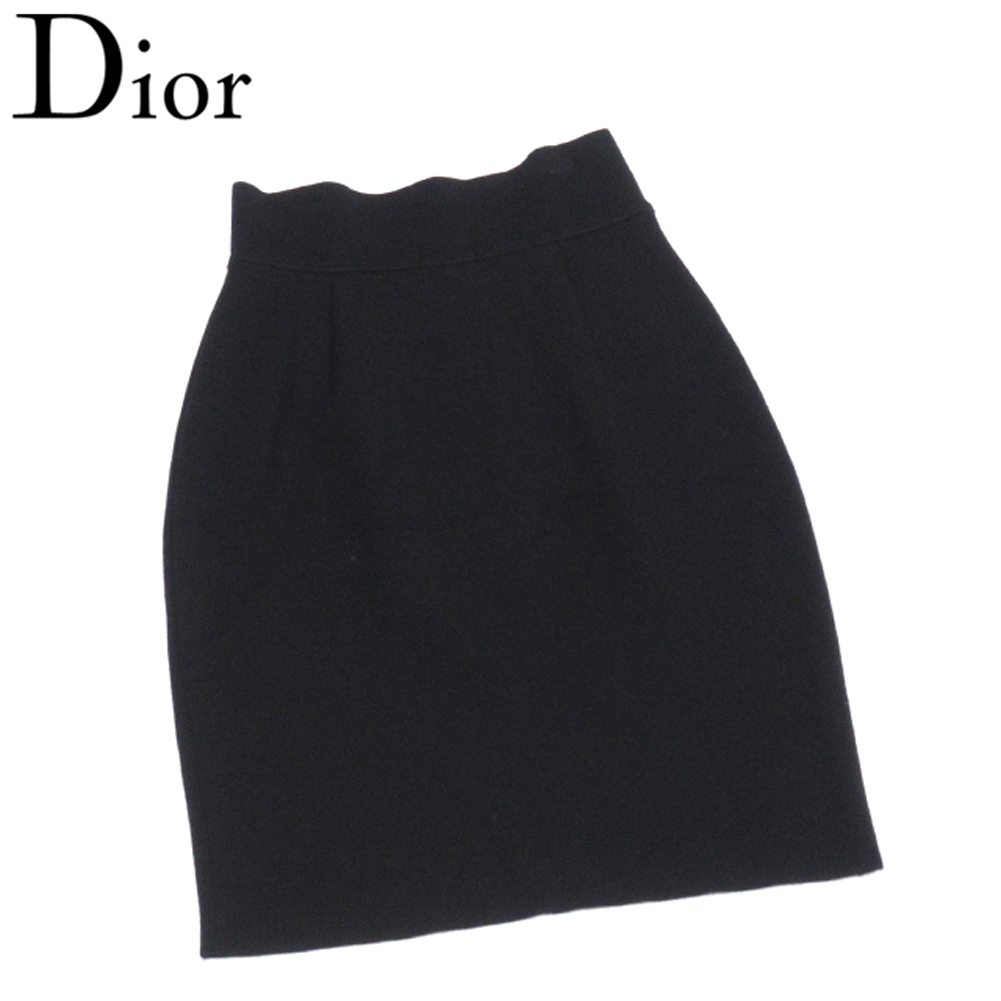 ■管理番号：L3973 ◆参考価格：円 【商品説明】 ディオール【Dior】の 「Mサイズ」 スカートです。 ウォーム感のあるニット素材&star;スッキリ見えるブラックカラーです♪ 素材：毛