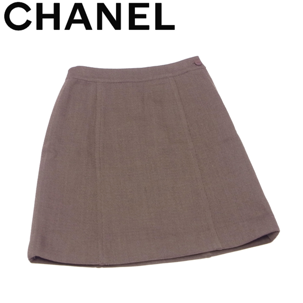 ■管理番号：T18006 ◆参考価格：円 【商品説明】 シャネル【CHANEL】の 「36サイズ」 スカートです。 レディライクなフレアーシルエット&star;合わせやすいシンプルなデザインで