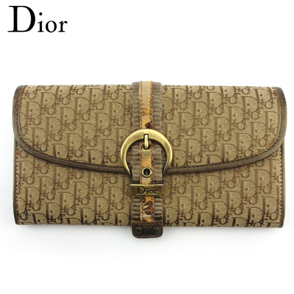 ■管理番号：T19064 ◆参考価格：円 【商品説明】 ディオール【Dior】の 長財布です。 定番人気のトロッター柄&star;収納力に優れた機能的な作りになっております♪ ◆ランク 【6】
