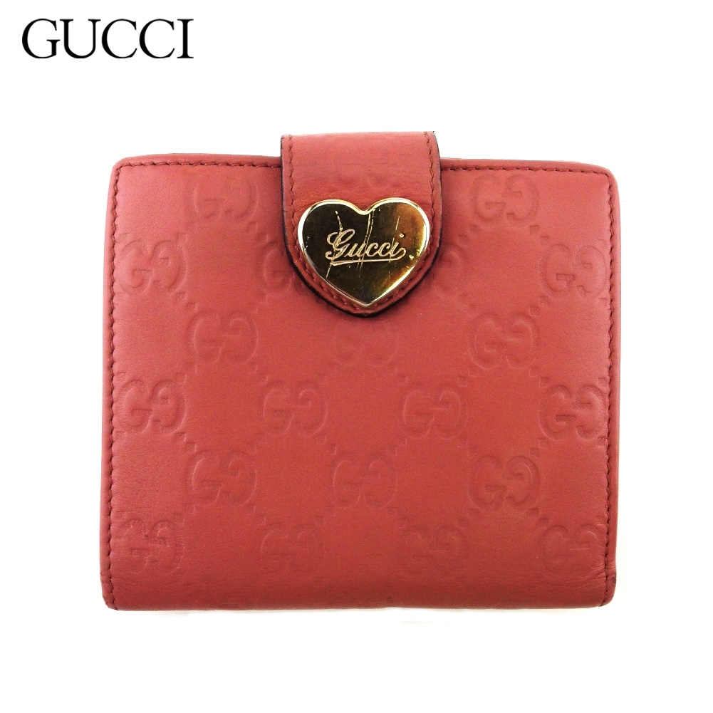 ■管理番号：T19798 ◆参考価格：円 【商品説明】 グッチ【GUCCI】の Wホック財布です。 高級感のあるグッチシマライン&star;コンパクトなサイズですがカード入れが充実していて収納